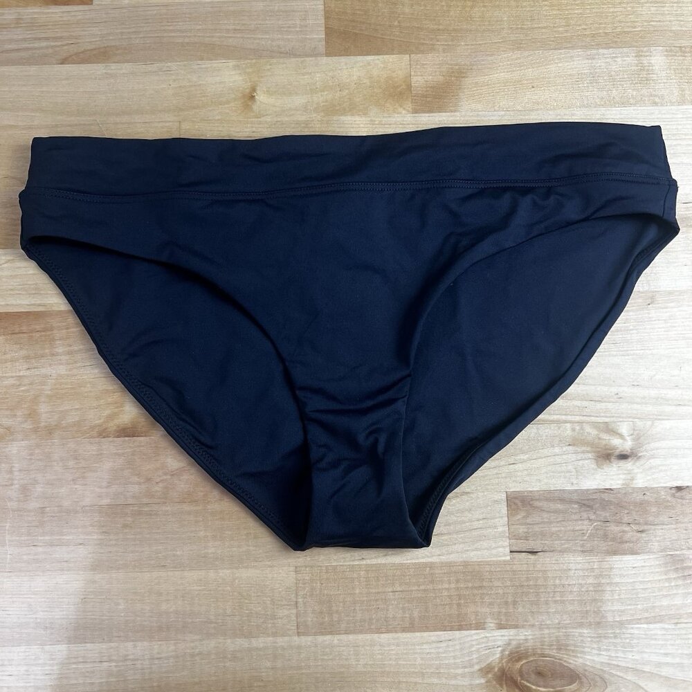 Prana Bikini Bottoms Size Medium Summer Wave Full Cover Solid Black Swimsuit NEW